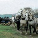 Rekonstrukce slavného pokusu, Magdeburg, Německo, 2002. (Zdroj: Guericke-Zentrum, Magdeburg)