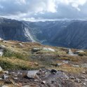 V půli cesty na Trolltungu (foto: J. Knížek)